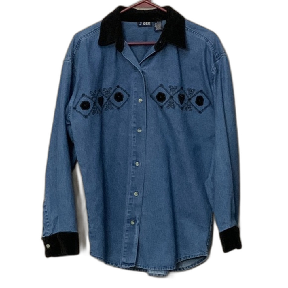 J Gee Long Sleeve Denim button down shirt with contrast collar cuffs embroidery